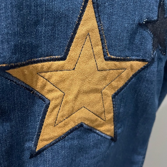 ✨✨Baccini Women’s Jean Jacket ✨✨ - Picture 4 of 8